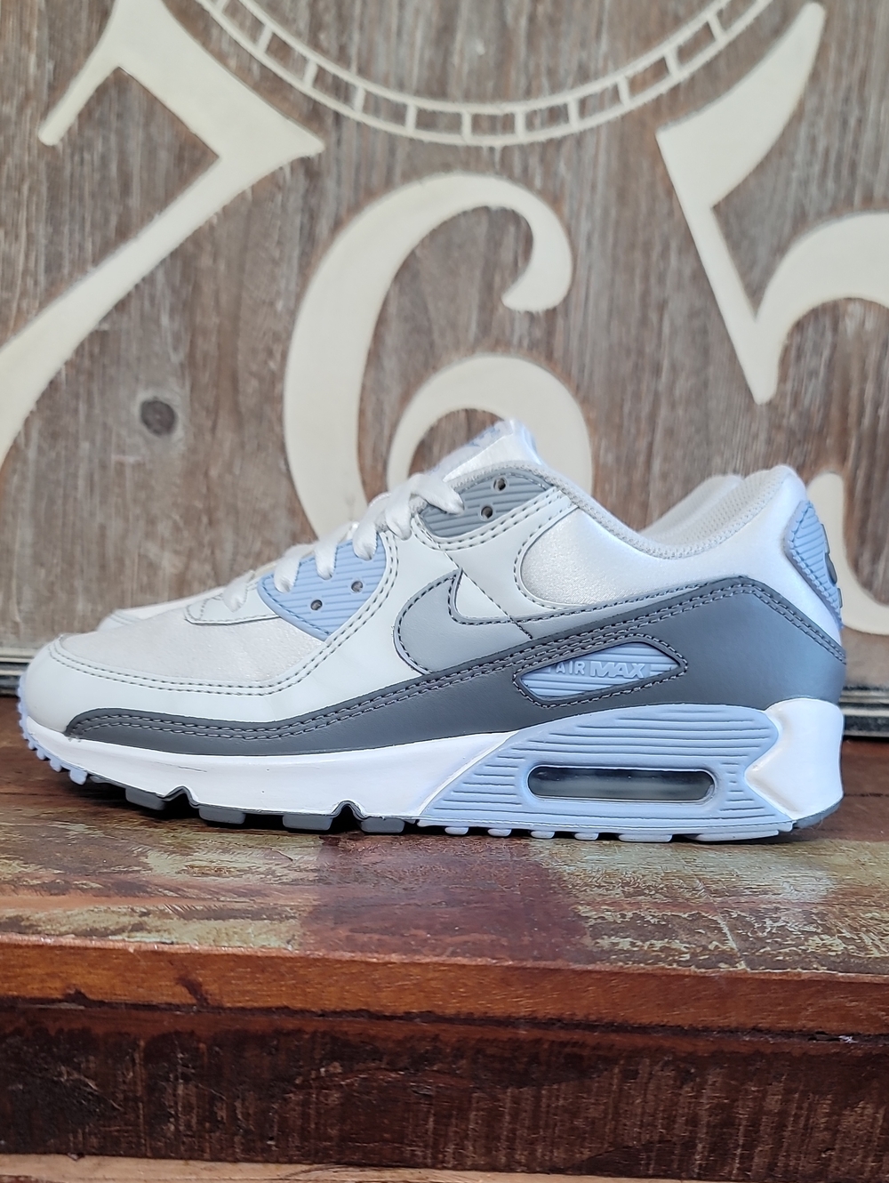 Nike Wmns Air Max 90 'Blissful Blue' Wmns 7.5 (Great Condition) Fast Shipping - Picture 2 of 16